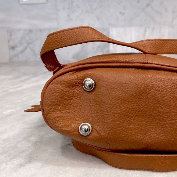 NEWAGE Caramel Leather Shoulder Bag - Picture 7 of 8